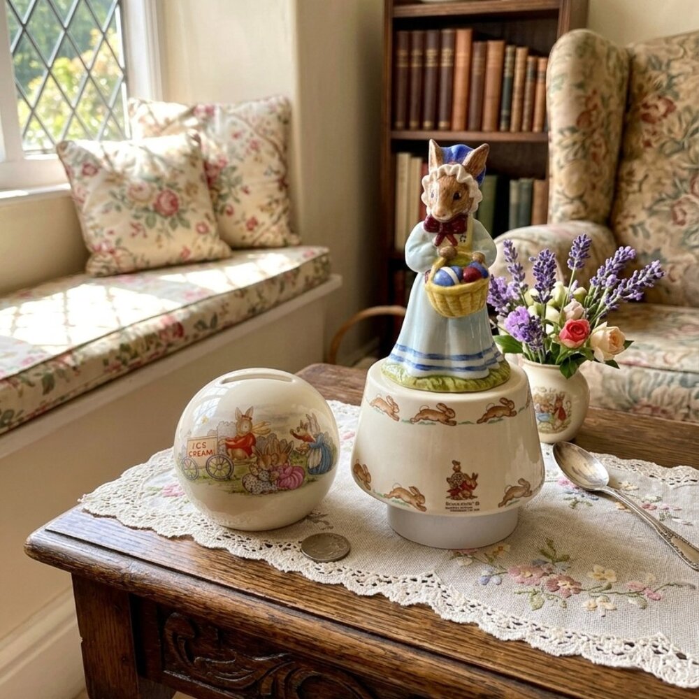 ROYAL DOULTON Bone China England BUNNYKINS EASTER PARADE Music Box & Money Bank